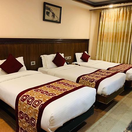 Hotel Manang Катманду Экстерьер фото