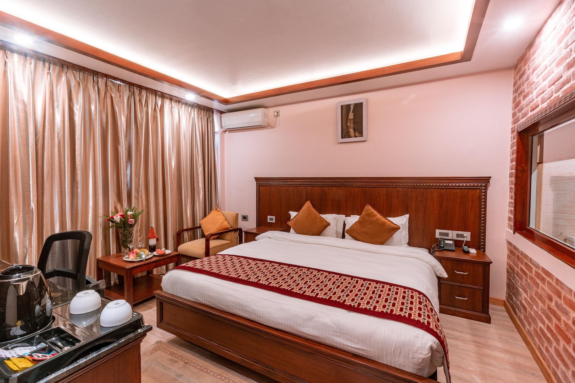 Hotel Manang Катманду Экстерьер фото
